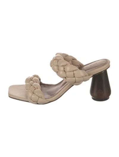 Pre-owned Souliers Martinez Leather Slides In Neutral