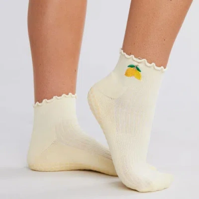 Souls. Main Squeeze Grip Socks In Pastel Yellow