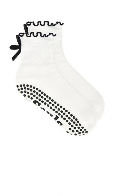 Souls. Ruffle Bow Socks In White
