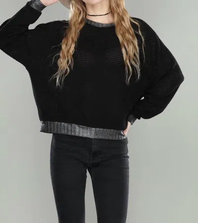 South River Waffle Foil Trim Top In Black