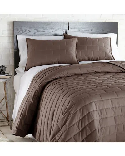 South Shore Linens Light Weight Embroidered Brickyard Quilt Set