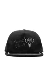 South2 West8 Trucker Cap In 黑色