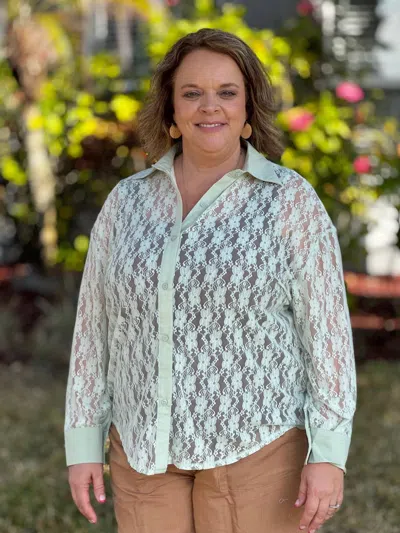 Southern Grace Kathryn Lace Top In Mint In Green