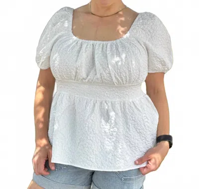 Southern Grace Spring In Your Step Top In White