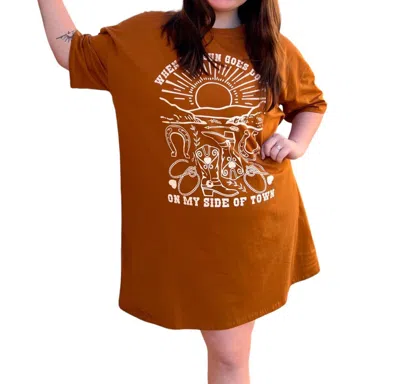 Southern Grace When The Sun Goes Down Graphic T-shirt Dress In Brown