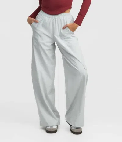 Southern Shirt Company Adjustable Hybrid Cargo Pants In Oyster In White