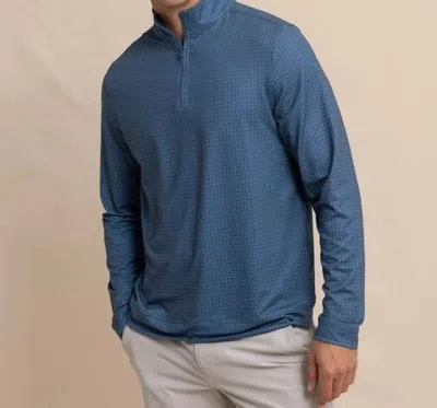 Southern Tide Clubbin It Cruiser Quarter Zip In Aged Denim In Multi