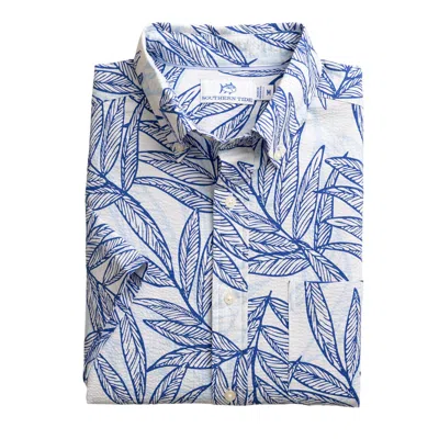 SOUTHERN TIDE MEN'S SHORT SLEEVE BLUE PALMS SEERSUCKER SPORTSHIRT IN BLUE LOLITE