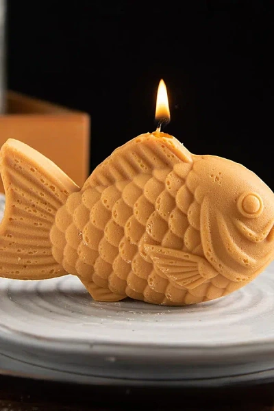 Southlake Gifts Taiyaki Candle In Golden Brown At Urban Outfitters