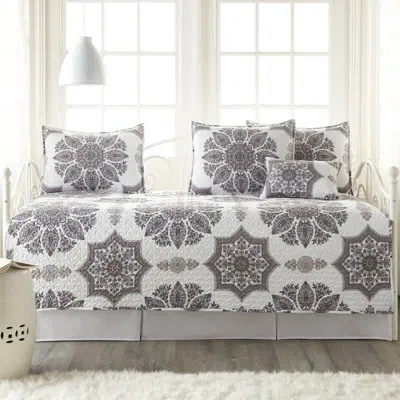 Southshore Fine Linens Infinity Collection Daybed Quilt Set Covers By . In Gray