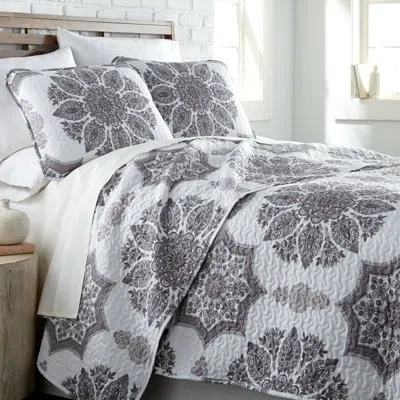 Southshore Fine Linens Infinity Oversized Light-weight Reversible Quilt Set With Shams In Multi