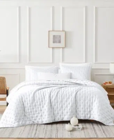 Southshore Fine Linens Luxurious 100 Viscose Quilt Sets In White