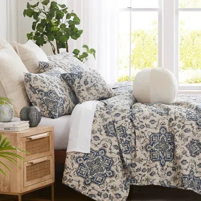 Southshore Fine Linens Persia 7-piece Quilt Bedding Set By  In Blue Floral
