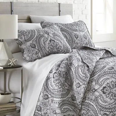 Southshore Fine Linens Pure Melody Oversized Light-weight Paisley Quilt Set With Matching Shams In Multi