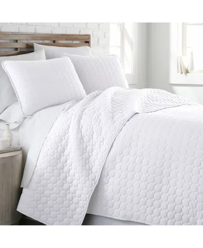 Southshore Fine Linens Ultra-soft Lightweight Embroidered 3-pc. Quilt Set, King/california King In White