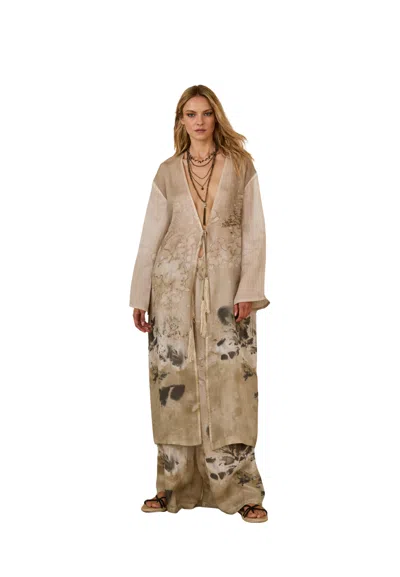 Souvenir Kimono Woman  In Fantasy In Other