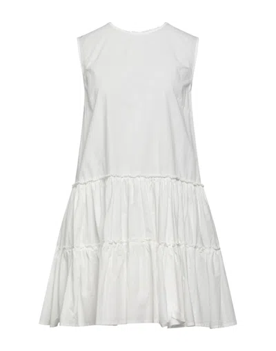 Souvenir Short Dresses In White