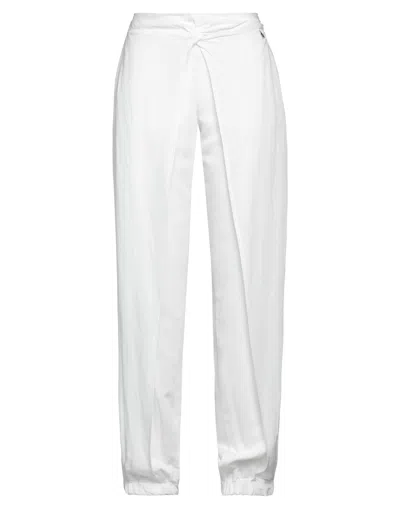 Souvenir Pants In White