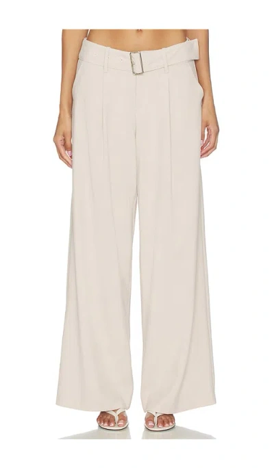 Sovere / Deena Pant In Neutral