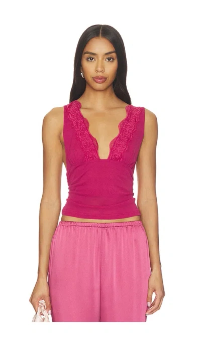 Sovere / Loni トップ In Pink