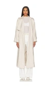 Sovere / Tailored Trench In Cream