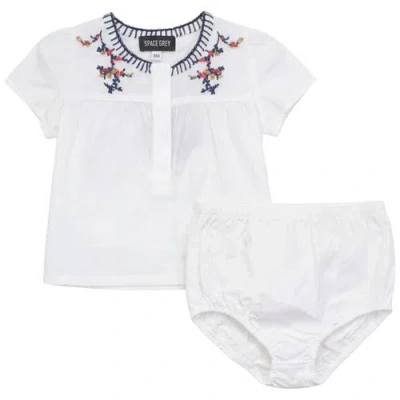 Space Grey Babies'  Floral Emboidered Woven Short Sleeve Top And Bloomers Set In White