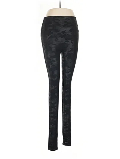 Pre-owned Spanx Active Pants In Black