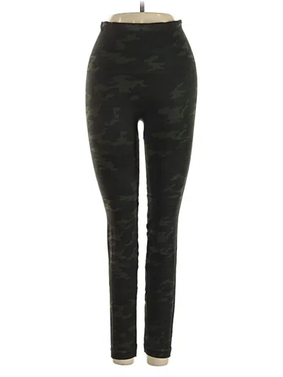 Pre-owned Spanx Active Pants In Green