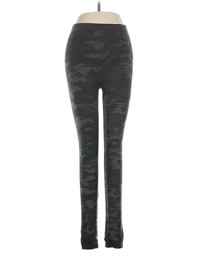 Pre-owned Spanx Active Pants In Green