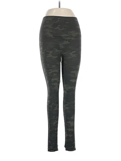Pre-owned Spanx Active Pants In Green