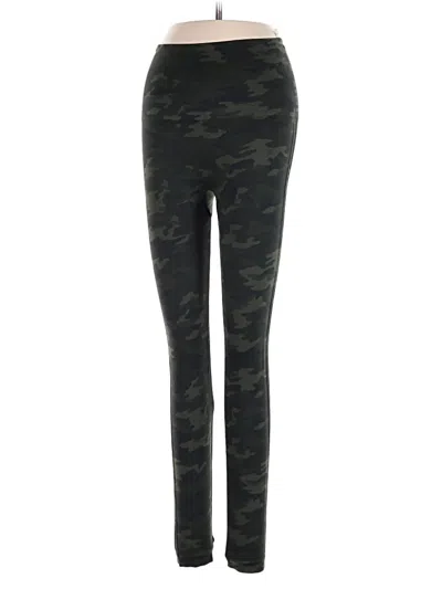 Pre-owned Spanx Active Pants In Green