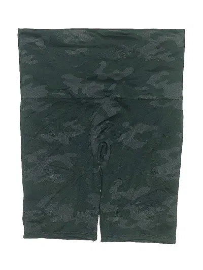 Pre-owned Spanx Athletic Shorts In Green