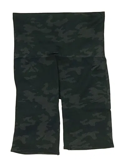 Pre-owned Spanx Cargo Shorts In Green