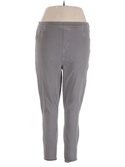 Pre-owned Spanx Casual Pants In Gray