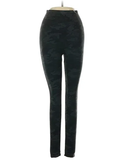 Pre-owned Spanx Casual Pants In Green