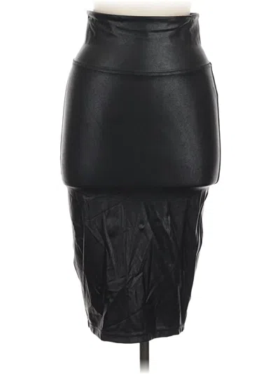 Pre-owned Spanx Faux Leather Skirt In Black