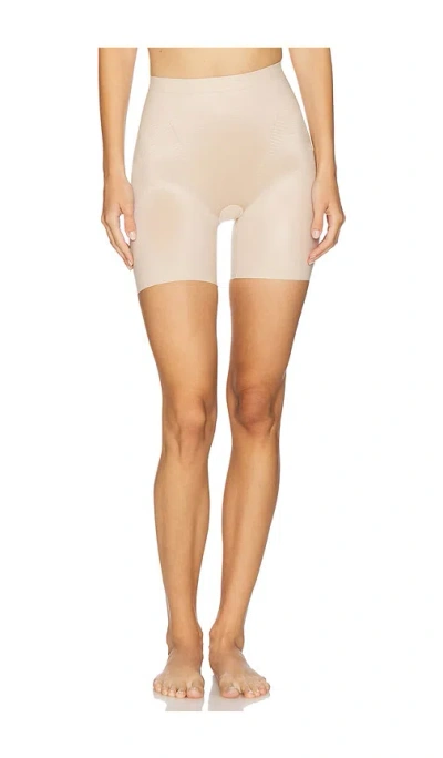 Spanx Invisible Girl Short