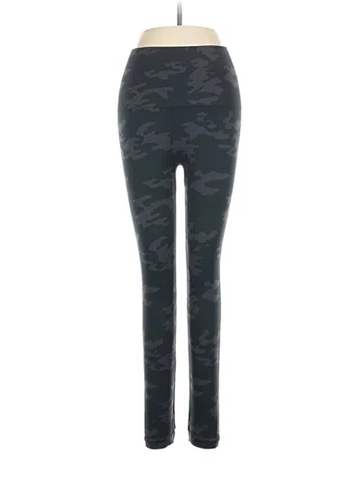 Pre-owned Spanx Leggings In Green