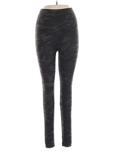 Pre-owned Spanx Leggings In Green