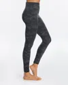 Spanx Plus Look At Me Now Seamless Leggings In Black