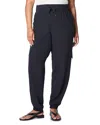 Spanx On The Move Cargo Jogger Pants In Very Black
