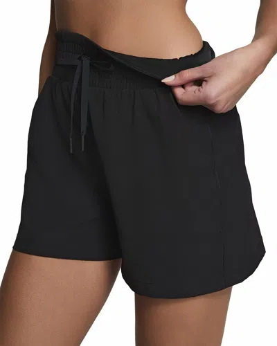 Spanx ® On The Move Short In Black