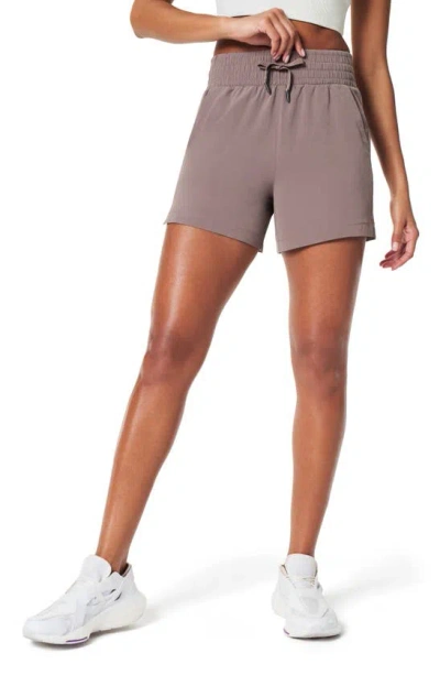 Spanx Out Of Office Elastic Waist Shorts In Smoke
