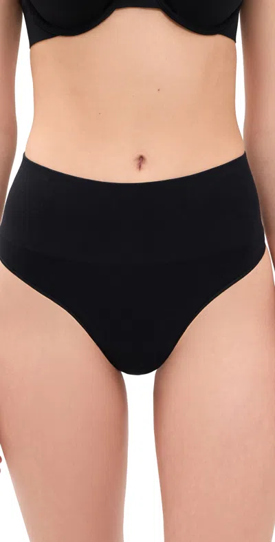 Spanx Shape Extraordinary Thong Very Black