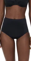 Spanx Shaping Briefs Very Black