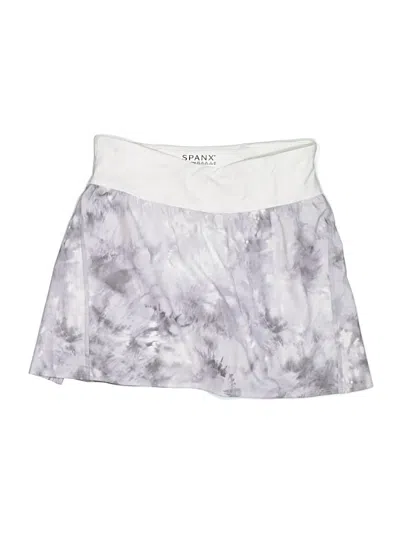Pre-owned Spanx Skort In Silver