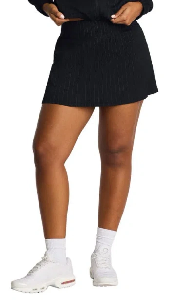 Spanx ® Shape Boostup Glow Weave Skort In Black