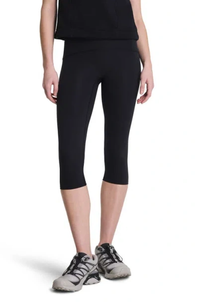 Spanx ® Shape™ Booty Boost® Crop Leggings In Black