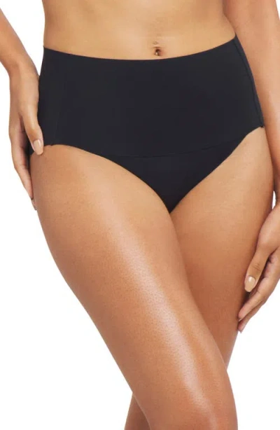 Spanx ® Supersmooth™ Undie-tectable® High Cut Briefs In Very Black