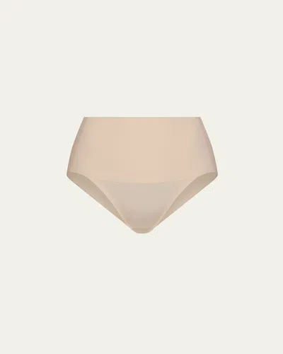 SPANX UNDIE-TECTABLE SMOOTHING BRIEFS
